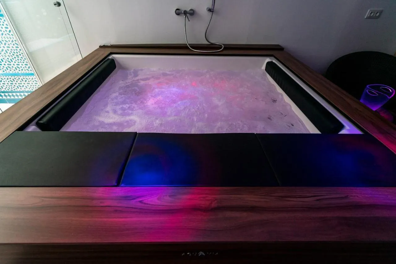 Unique House - Private Spa&Pool -Stayinseville 0*, Seville
